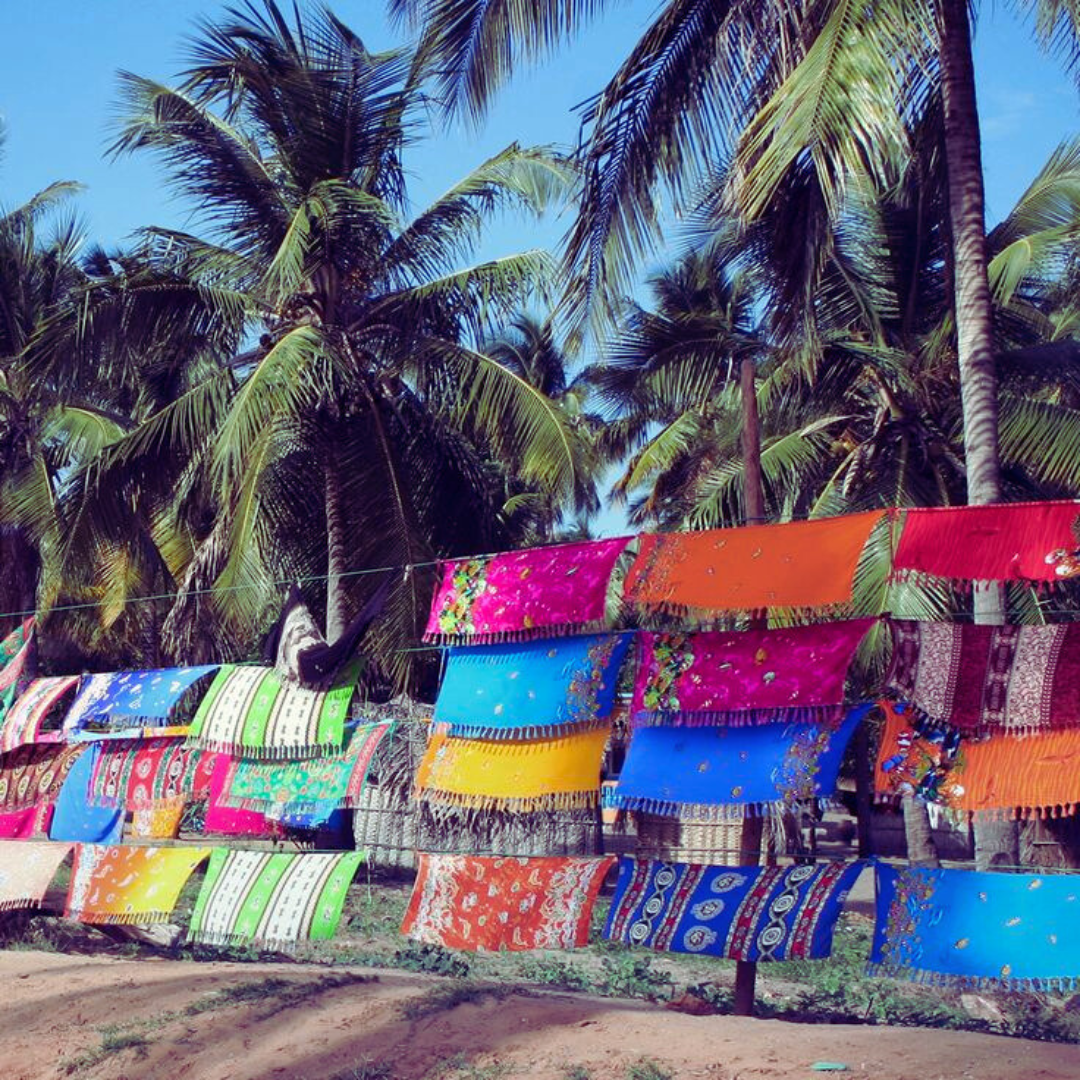 Capulana Candle: A Vibrant Tribute to Tradition and Tranquility